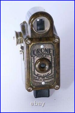 Coronet Midget 16mm compact bakelite collectible camera. Khaki, Ex+. Circa 1935