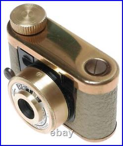 Kunik Petie Gold 16mm Film Subminiature Camera Achromat 19 f=25mm