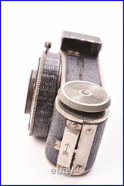 MINIFEX FOTOFEX Sub-miniature camera introduced in 1932 by the German company