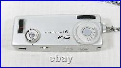 Minolta Vintage 16-MG Camera Bundle