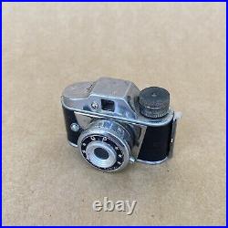 Q. P Vintage Subminiature Spy Hit Type Film Camera MADE IN JAPAN NICE