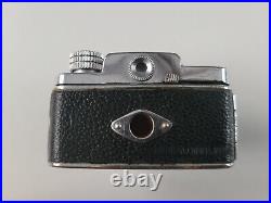 Rare Snappy 14x14 Vintage Subminiature Spy Camera with Leather case