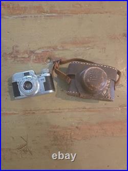 Rubix 16mm Hope Anastigmat Vintage Miniature Camera 25mm 13.5 lens and Case