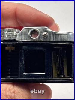 UNTESTED Siraton Hit Style Camera 14×14mm Exposures 17.5mm Film Vintage RARE UNTESTED Siraton Hit Style Camera 14×14mm Exposures 17.5mm Film Vintage RARE
