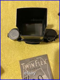 Univex TwinFlex TLR Vintage Universal Bakelite 1939. No. 00 Film Camera
