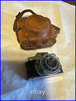 VTG Crown Hit Type Mini Spy Camera Silver Tone With Leather Case Made In Japan