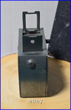 Vintage 1949 Universal Minute 16 Pocket Camera 16mm 3L Original Box