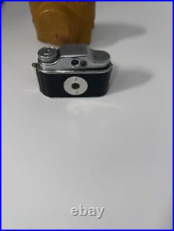 Vintage CRYSTAR CAMERA Mini Spy Camera with Original Leather Case 1960s Vintage CRYSTAR CAMERA Mini Spy Camera with Original Leather Case 1960s