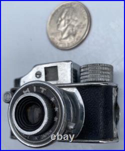 Vintage Japanese Subminiature HIT Novelty Camera