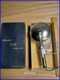 Vintage Minute 16 Flash Unit For Camera Universal Camera Corporation In Box