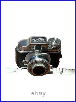 Vtg. 2 Miniature Camera, Japan Co. Hit in Leather Case, Instructions, Box